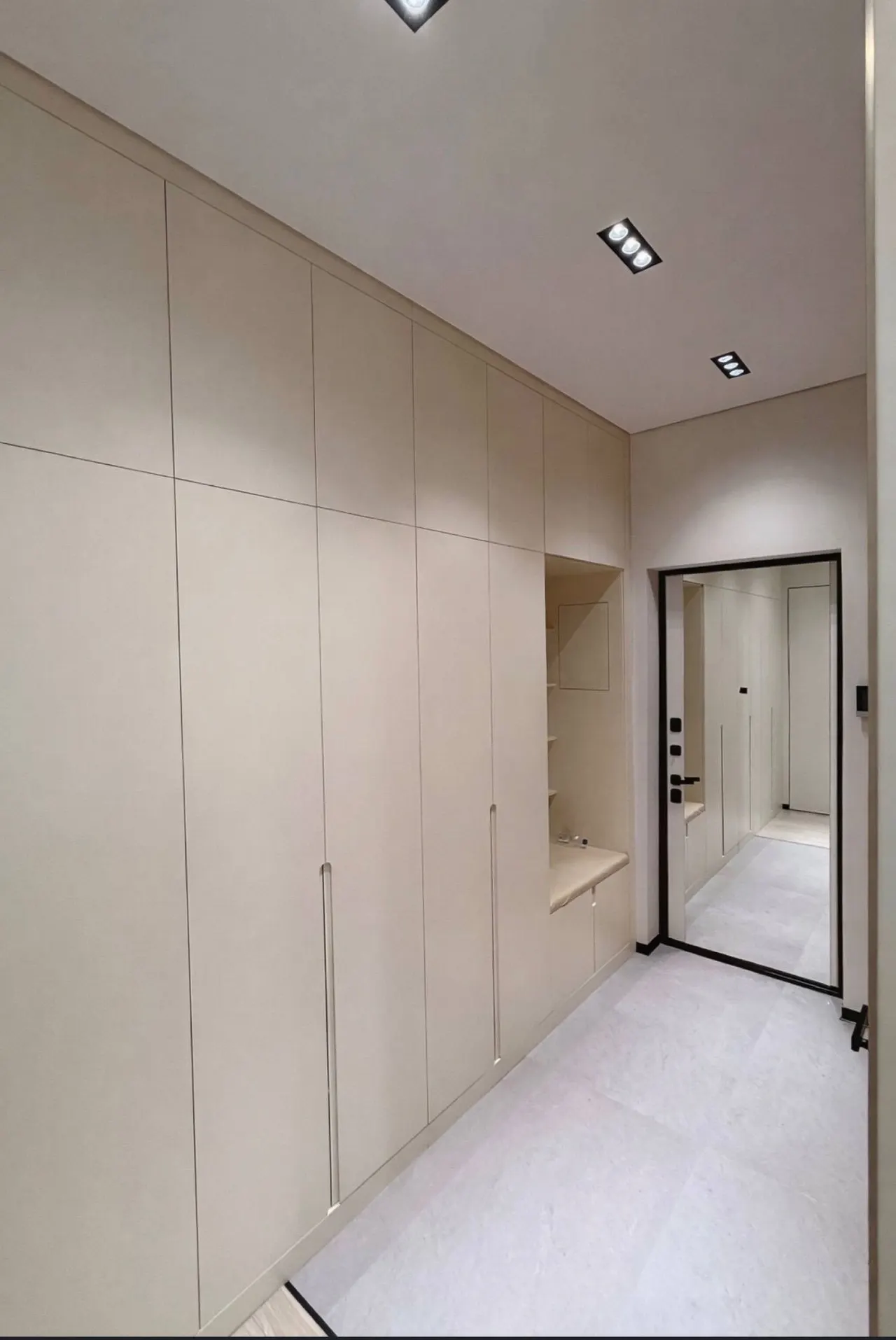 Сдаётся квартира-студия, 63 м², 4/12 этаж — Мирабадский район