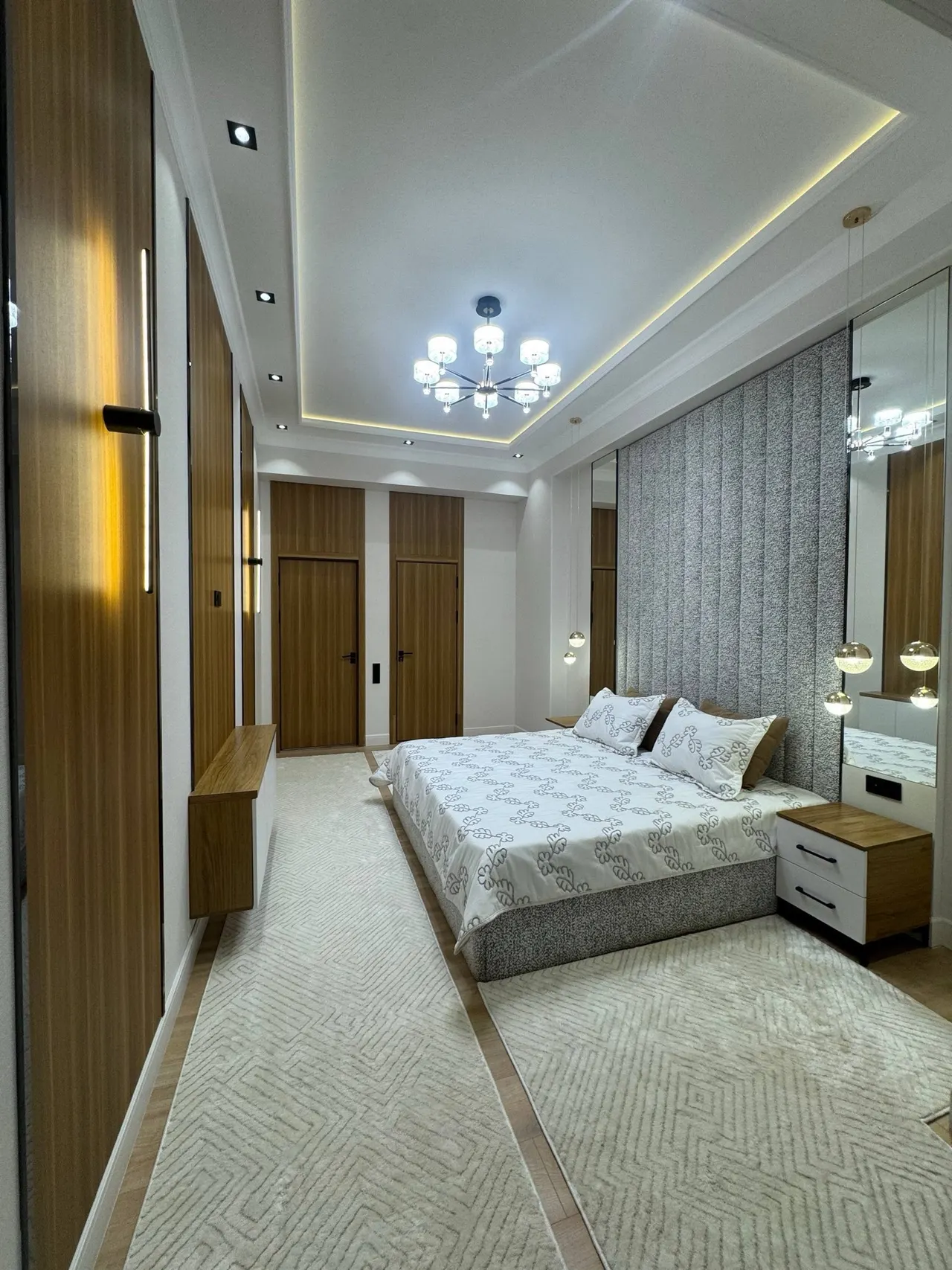 Sotiladi 4 xonali kvartira, 101 m², 2/11 qavat — Olmazor tumani