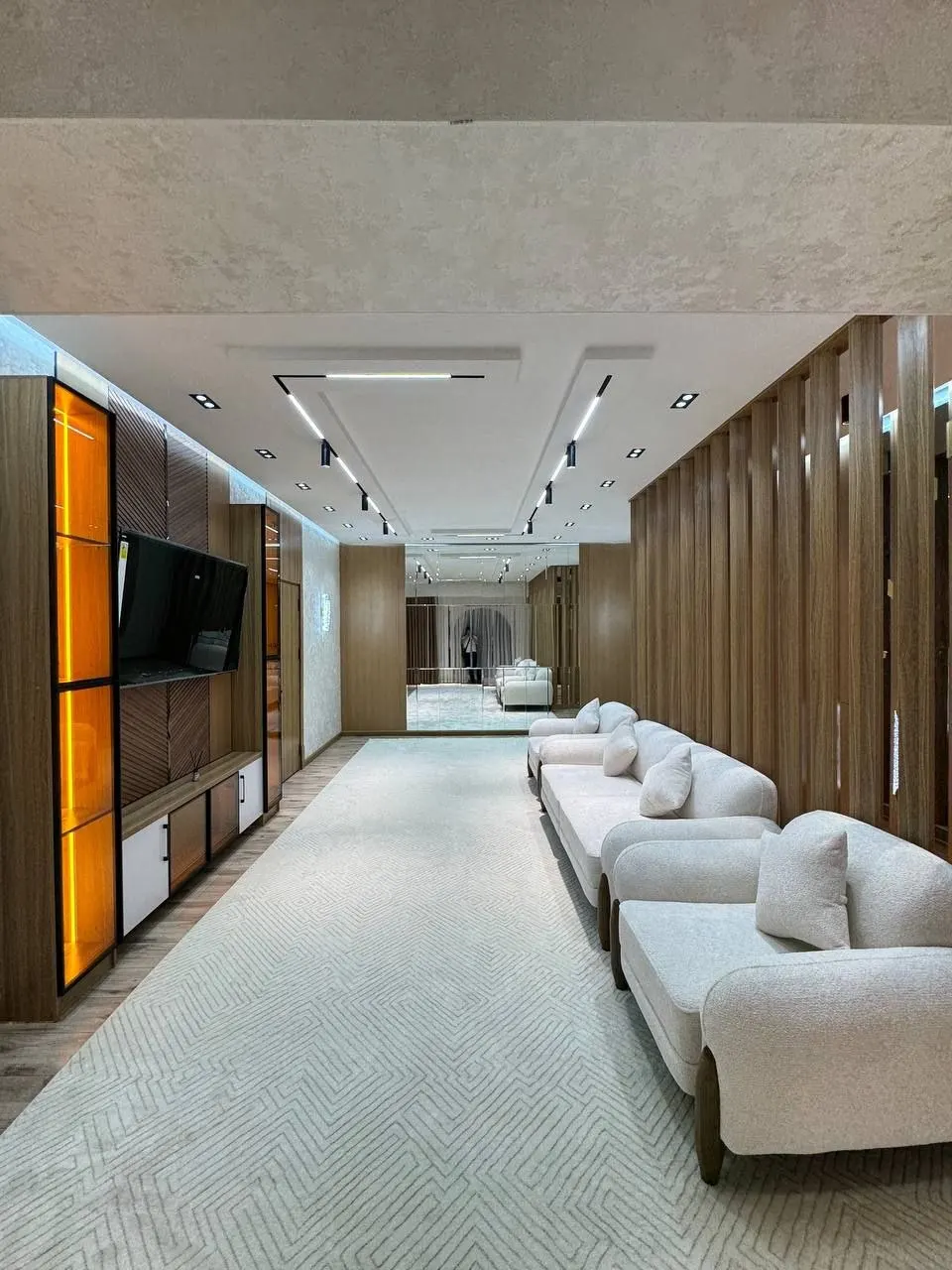 Sotiladi 5 xonali kvartira, 108 m², 7/7 qavat — Yakkasaroy tumani