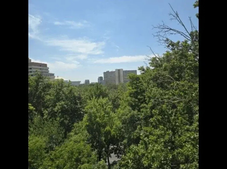 Продаётся 4-комнатная квартира, 100 м², 7/9 этаж — Мирзо-Улугбекский район