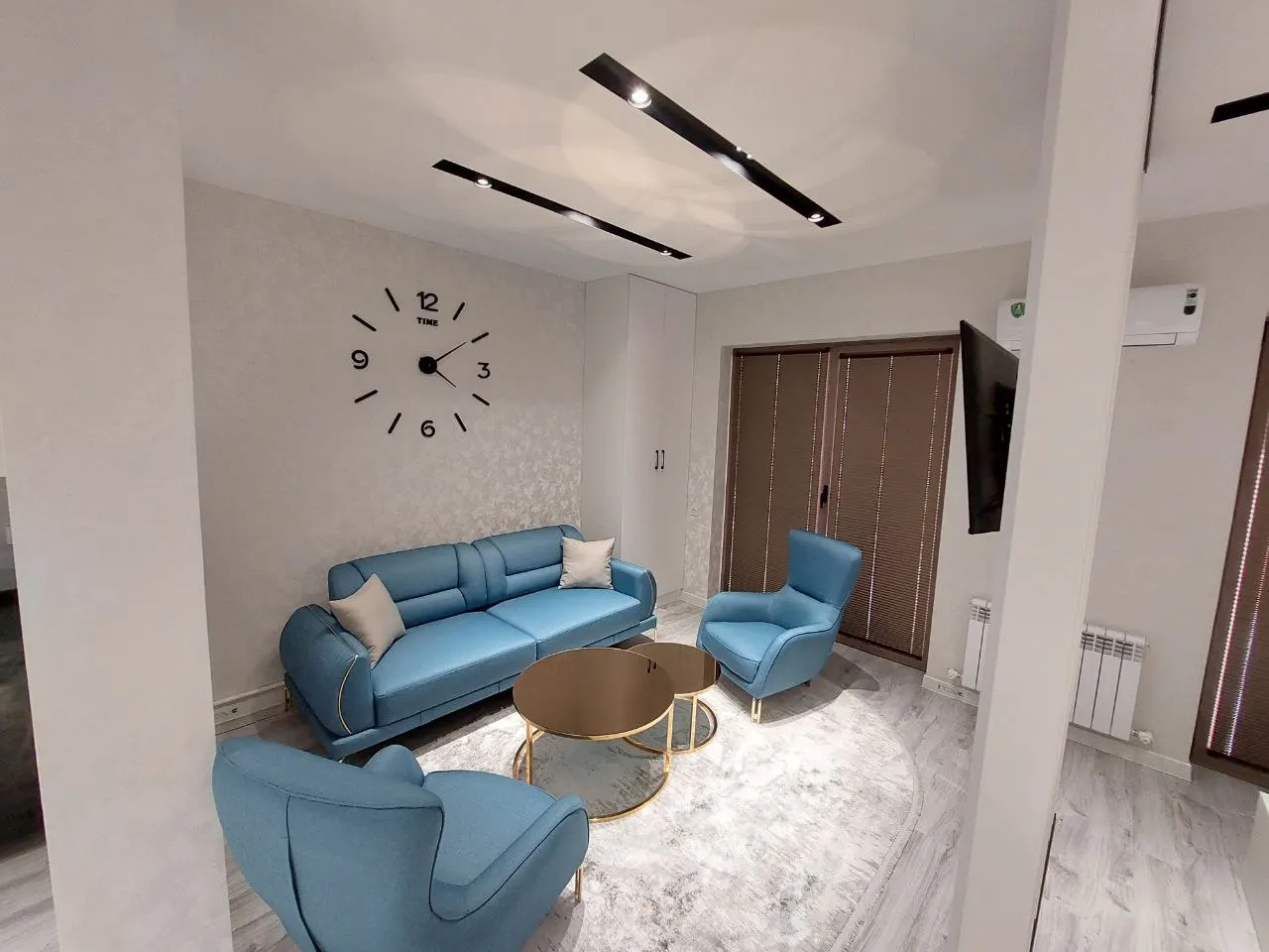 Сдаётся 1-комнатная квартира, 40 м², 1/7 этаж — Шайхантахурский район