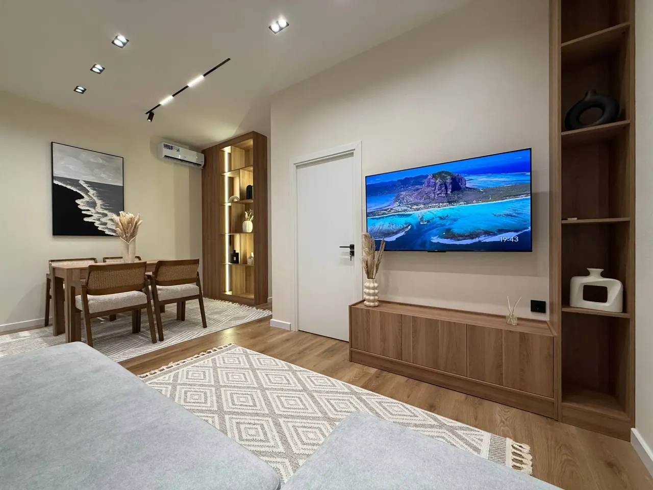 Сдаётся 2-комнатная квартира, 53 м², 2/4 этаж — Чиланзарский район