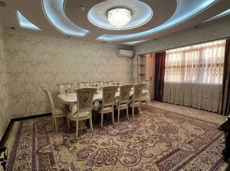 Продаётся 5-комнатная квартира, 125 м², 5/9 этаж — Шайхантахурский район