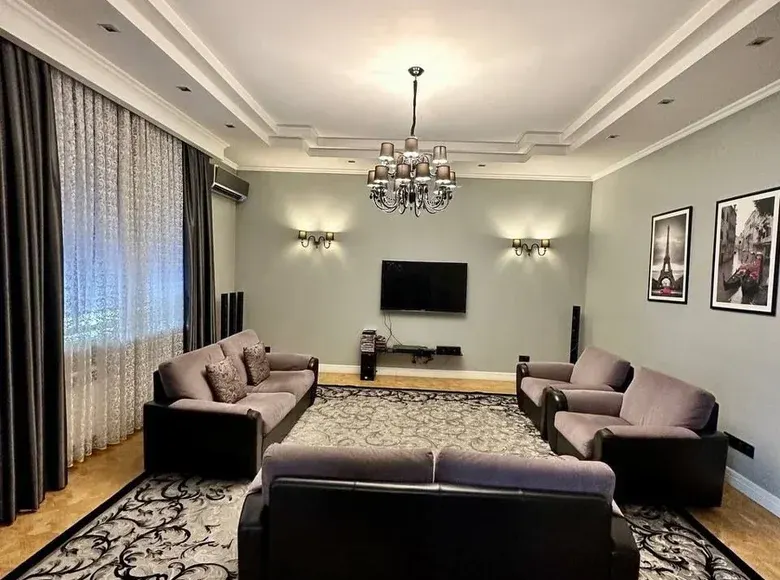 Ijaraga beriladi 5 xonali kvartira, 350 m², 3/5 qavat — Mirzo Ulugʻbek tumani