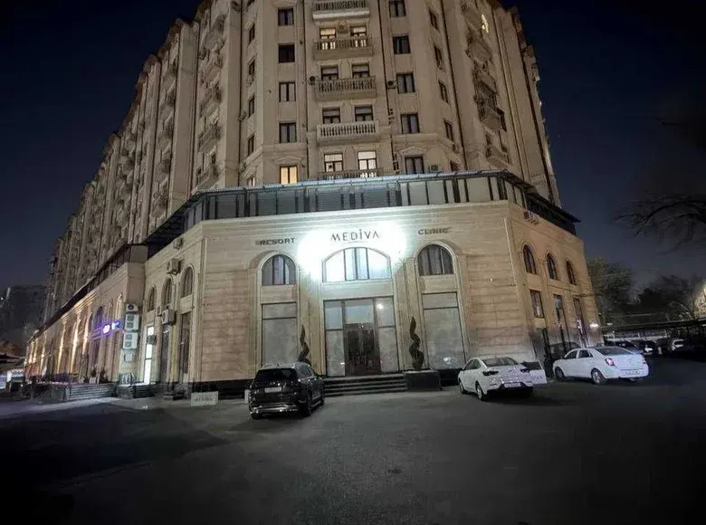 Продаётся 2-комнатная квартира, 40 м², 10/10 этаж — Юнусабадский район