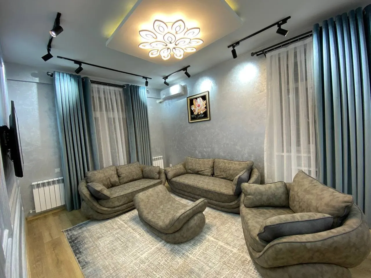 Ижарага берилади 2 хонали квартира, 70 м², 6/8 қават — Яккасарой тумани