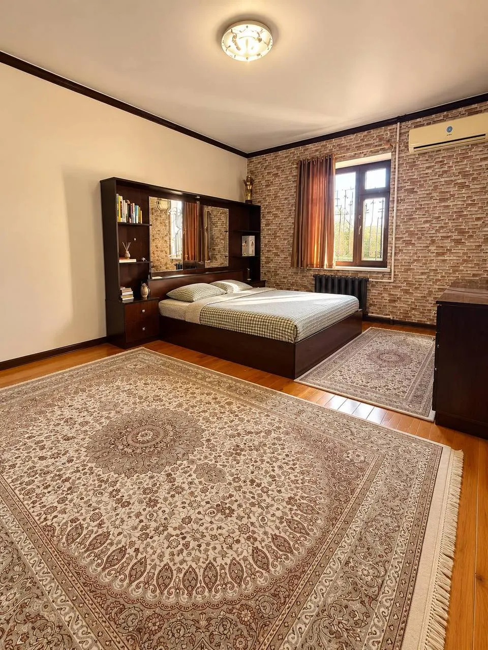 Sotiladi 5 xonali kvartira, 161 m², 12/12 qavat — Mirobod tumani
