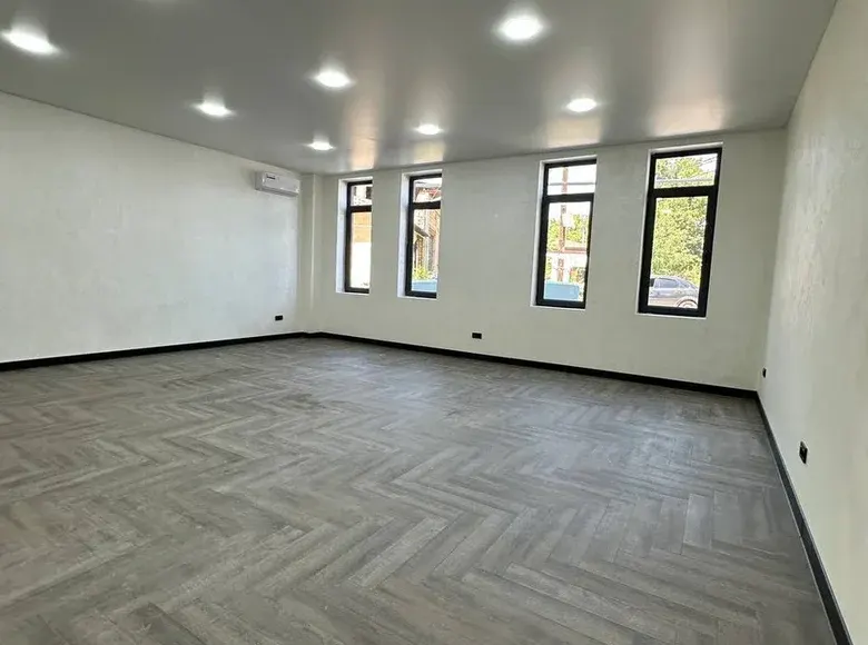 Ижарага берилади тижорат биноси, 405 м² — Мирзо Улуғбек тумани
