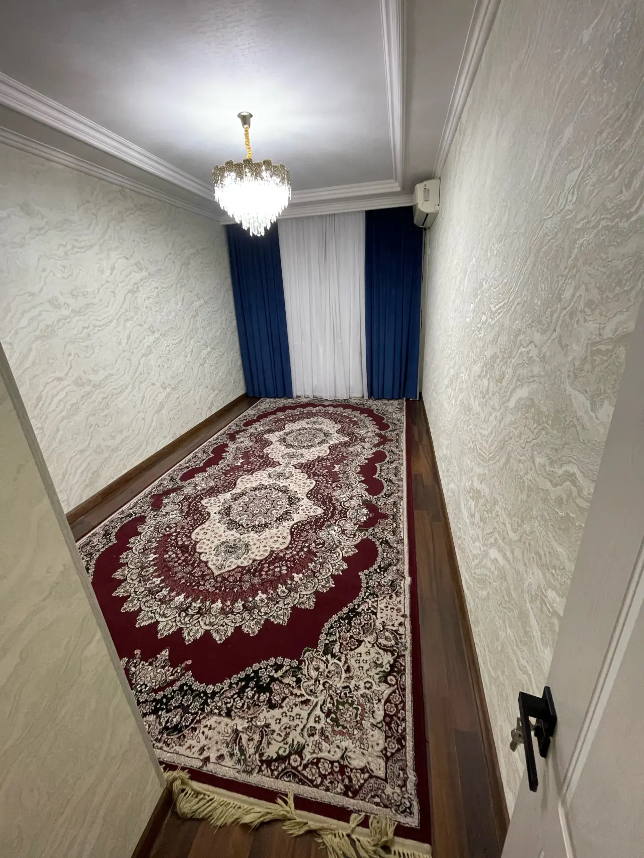 Сотилади 3 хонали квартира, 70 м², 3/5 қават — Яшнобод тумани