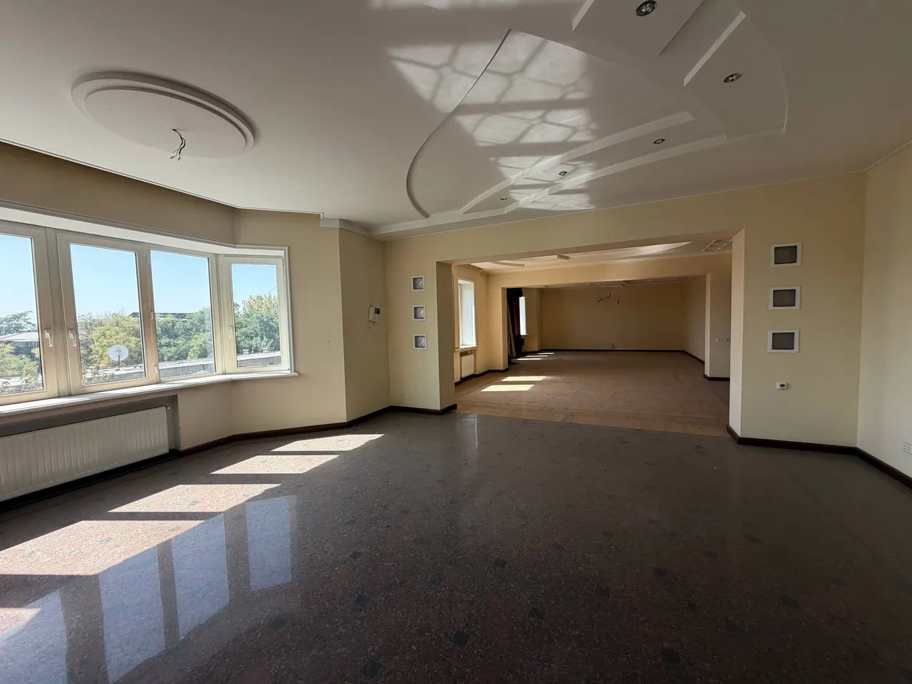 Сотилади 10 хонали квартира, 566 м², 5/8 қават — Миробод тумани