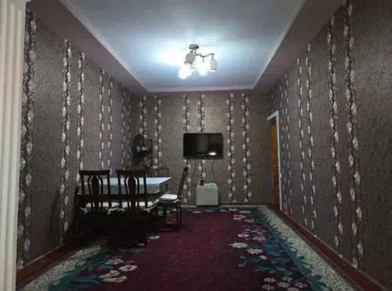 Продаётся 4-комнатная квартира, 80 м², 3/4 этаж — Юнусабадский район