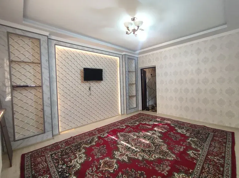 Продаётся 2-комнатная квартира, 60 м², 4/4 этаж — Юнусабадский район