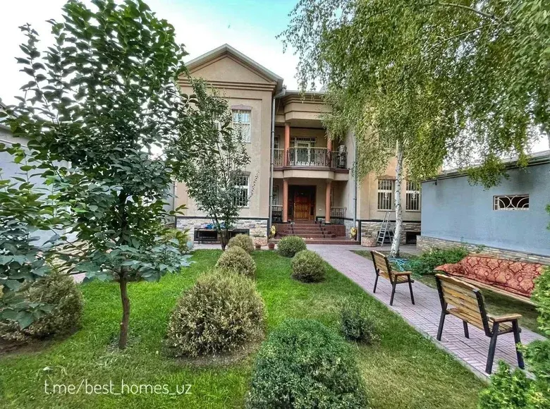 Сотилади 6 хонали ҳовли уй, 0.1 сотих, 1000 м² — Мирзо Улуғбек тумани