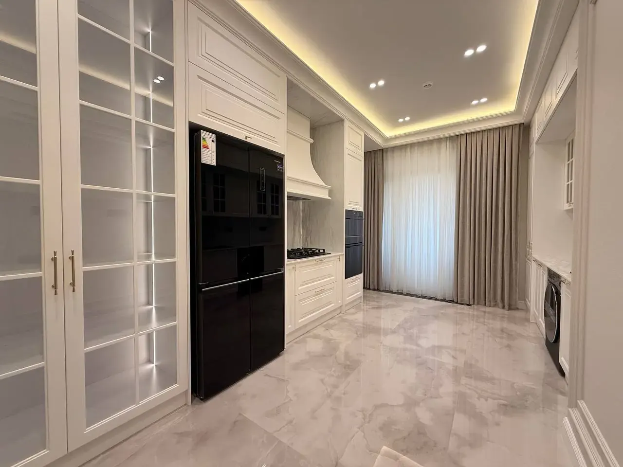 Сотилади 4 хонали квартира, 153 м², 13/13 қават — Мирзо Улуғбек тумани