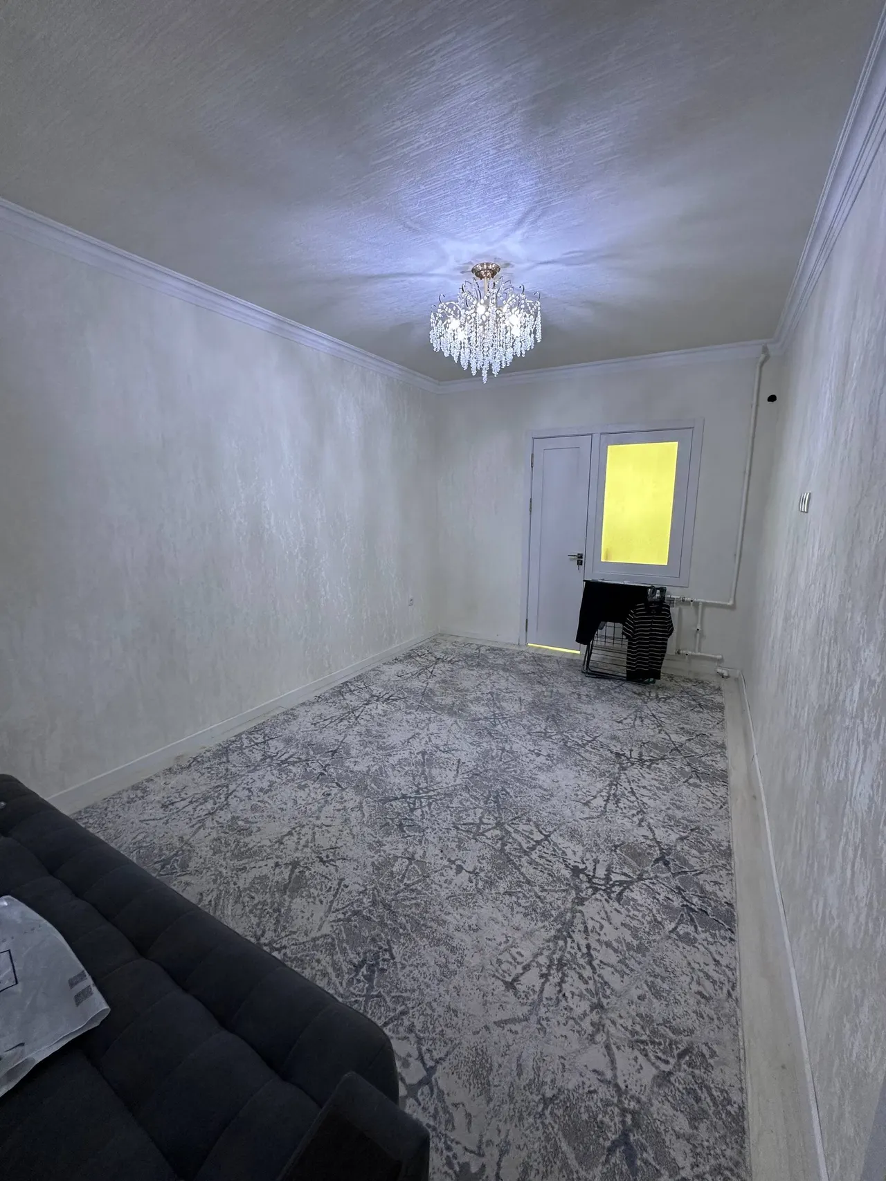 Сдаётся 1-комнатная квартира, 45 м², 1/4 этаж — Яккасарайский район