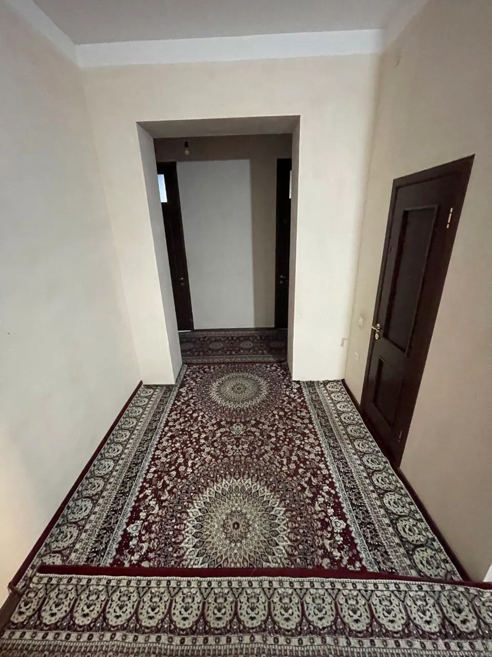 Sotiladi 4 xonali hovli uy, 6 sotix, 1/1 qavat — Samarqand tumani