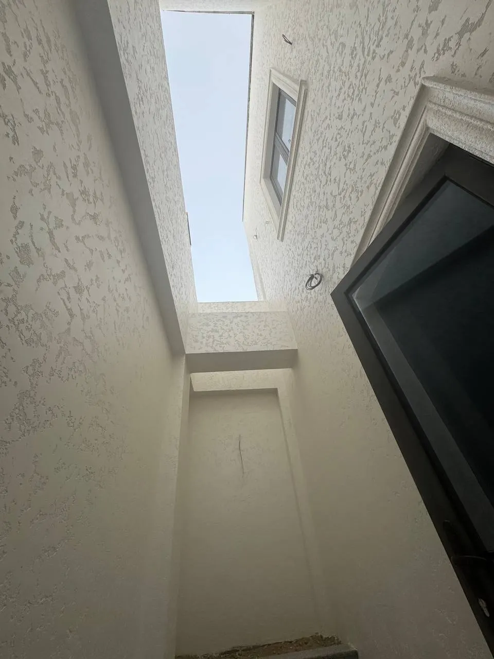 Sotiladi 6 xonali hovli uy, 240 m², 2 qavatli — Mirobod tumani