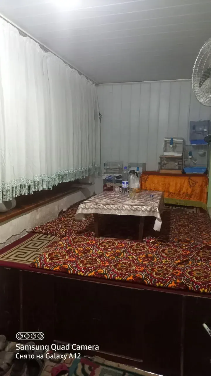 Сотилади 4 хонали квартира, 100 м², 1/9 қават — Сергели тумани