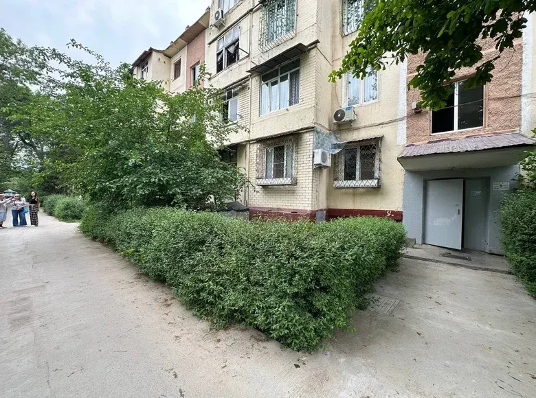 Продаётся 2-комнатная квартира, 50 м², 3/4 этаж — Яшнабадский район