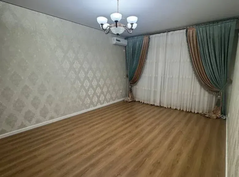 Продаётся 4-комнатная квартира, 111 м², 4/7 этаж — Яшнабадский район