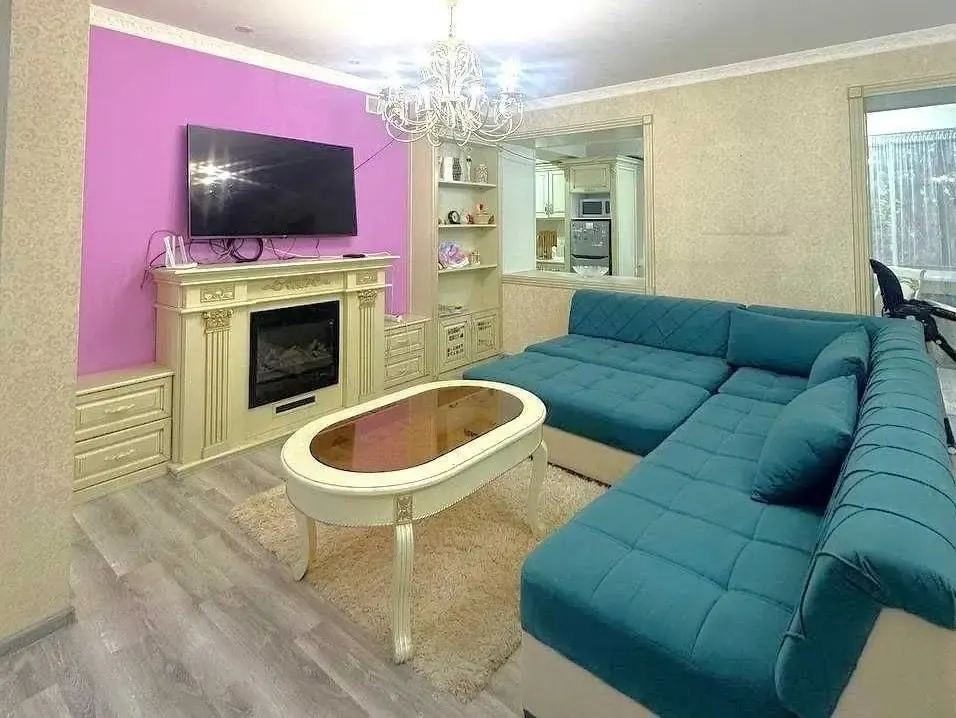 Сдаётся 3-комнатная квартира, 100 м², 2/4 этаж — Мирзо-Улугбекский район