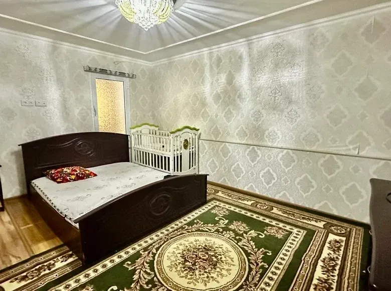 Sotiladi 3 xonali kvartira, 86 m², 1/4 qavat — Fargʻona shahri