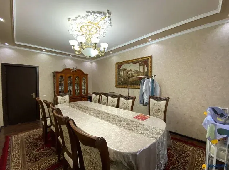 Продаётся 4-комнатная квартира, 96 м², 2/5 этаж — Яшнабадский район