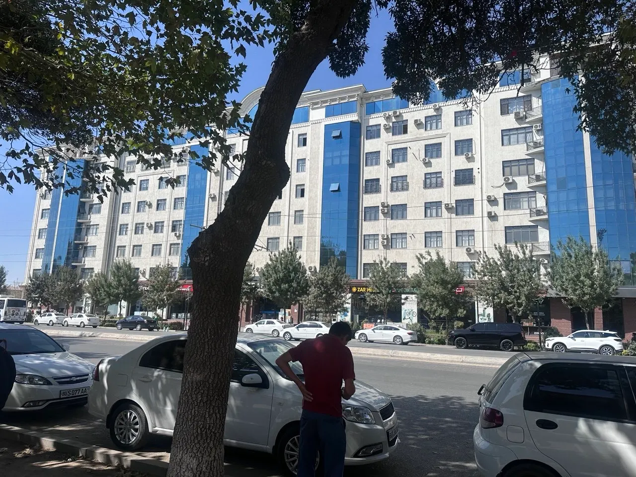 Ижарага берилади 3 хонали квартира, 100 м², 4/8 қават — Самарқанд шаҳри