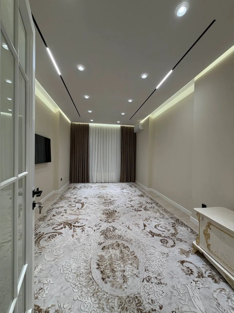 Sotiladi 2 xonali kvartira, 73 m², 4/12 qavat — Olmazor tumani
