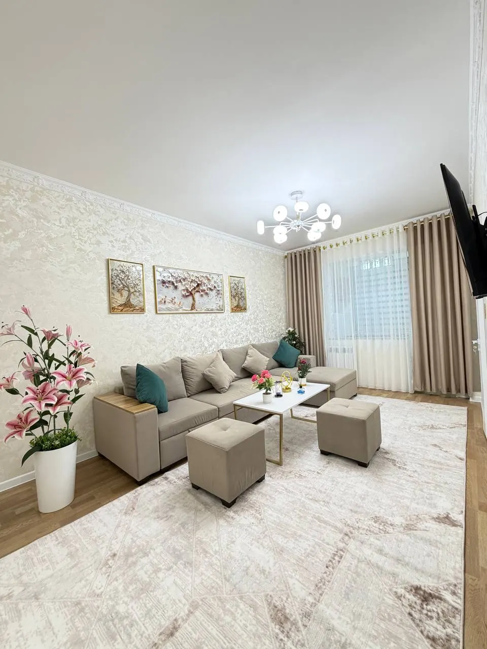 Продаётся 2-комнатная квартира, 53 м², 1/4 этаж — Чиланзарский район
