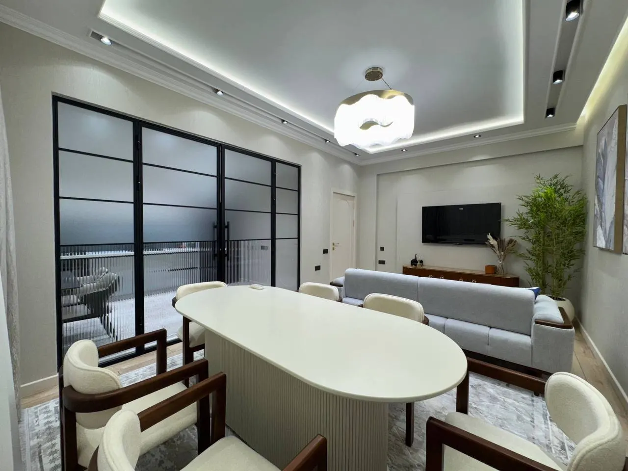 Сотилади 3 хонали квартира, 110 м², 3/7 қават — Мирзо Улуғбек тумани