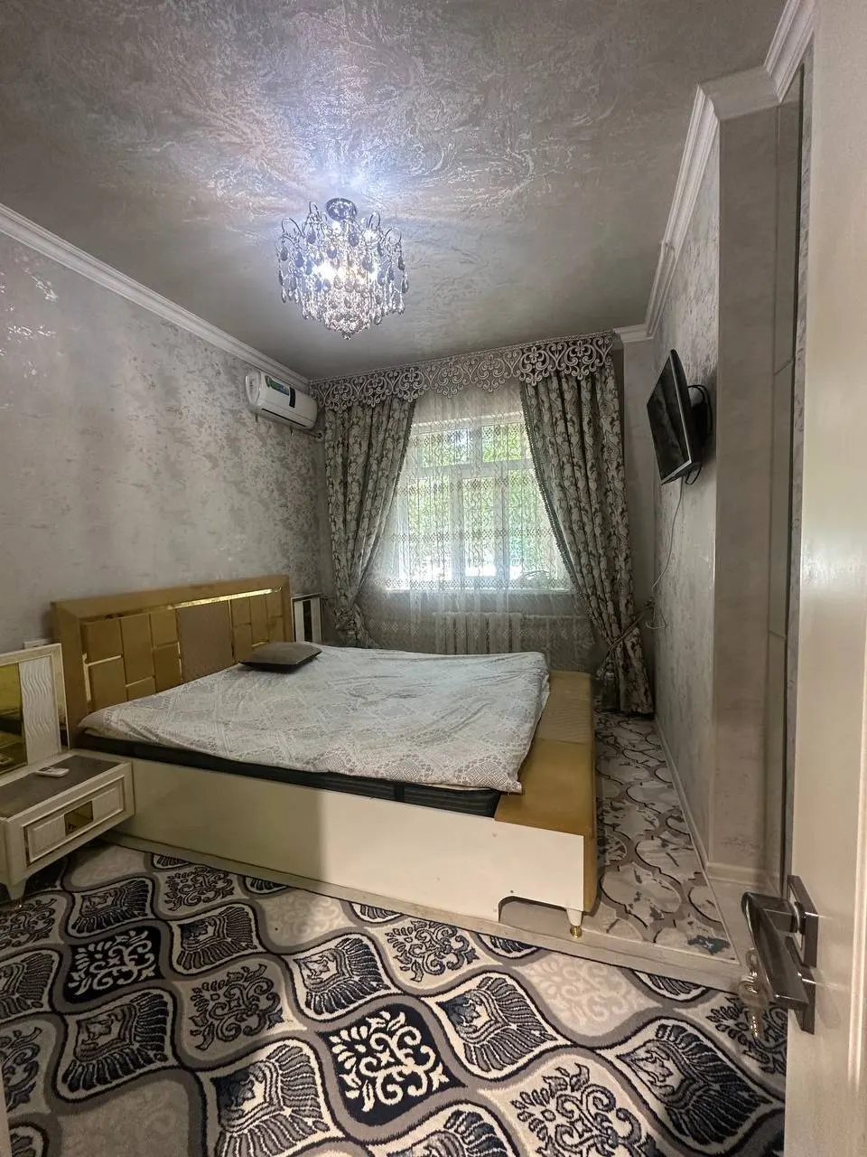 Сотилади 1 хонали квартира, 42 м², 1/4 қават — Олмазор тумани