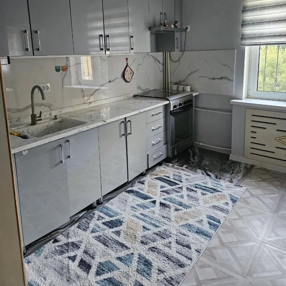 Сдаётся 5-комнатная квартира, 150 м², 2/5 этаж — Мирзо-Улугбекский район