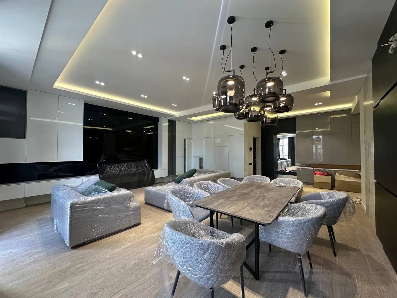 Ижарага берилади 4 хонали квартира, 150 м², 4/8 қават — Яккасарой тумани