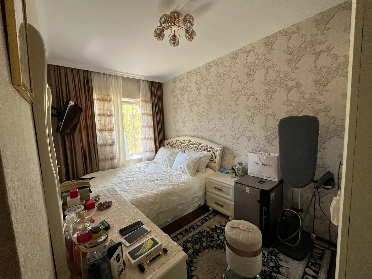 Сотилади 4 хонали квартира, 77 м², 1/4 қават — Яшнобод тумани