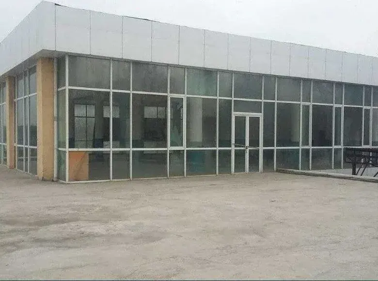 Sotiladi tijorat binosi, 2800 m², 24 sotix, 1/2 qavat — Yashnobod tumani