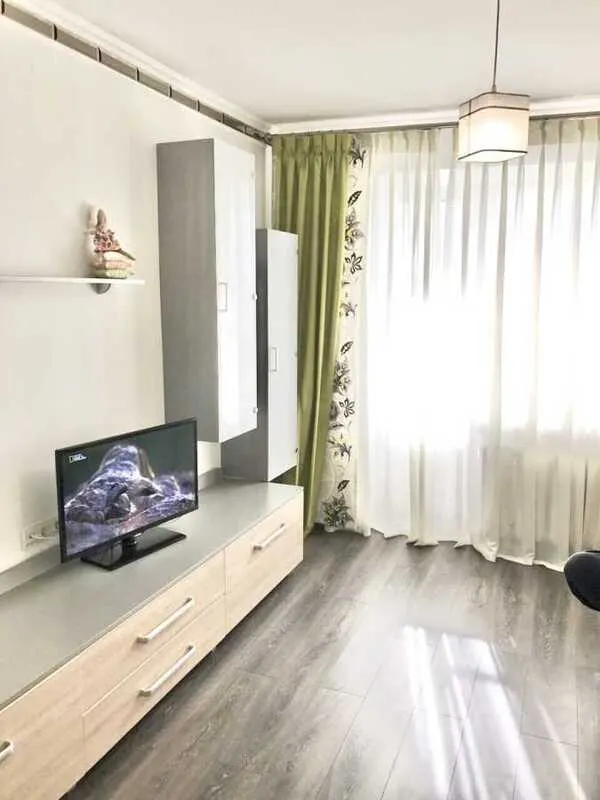 Ijaraga beriladi 2 xonali kvartira, 80 m², 2/4 qavat — Yakkasaroy tumani