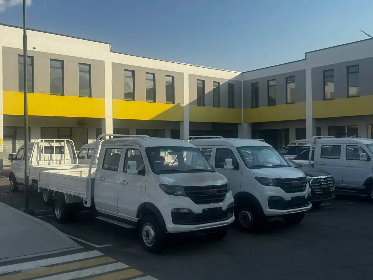 Sotiladi tijorat binosi, 44.7 m², 2/2 qavat — Yangihayot tumani