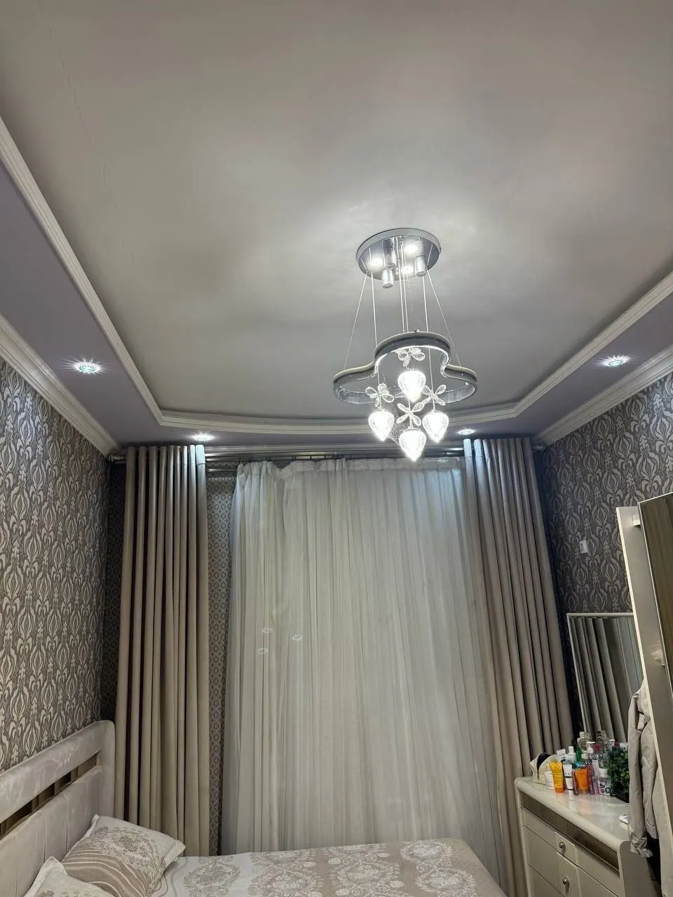 Sotiladi 2 xonali kvartira, 45 m², 1/7 qavat — Sergeli tumani