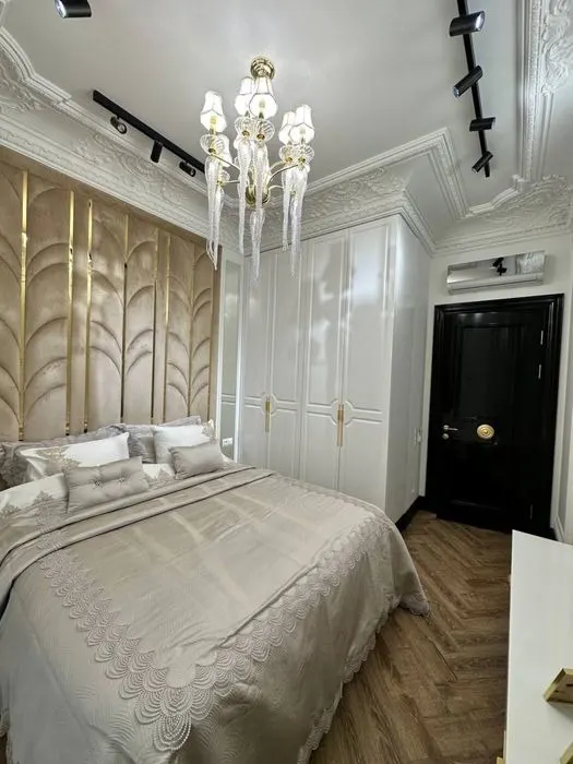 Sotiladi 2 xonali kvartira, 70 m², 6/6 qavat — Mirobod tumani