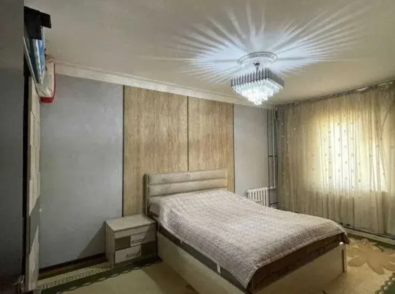 Сотилади 3 хонали квартира, 81 м², 8/9 қават — Шайхонтоҳур тумани
