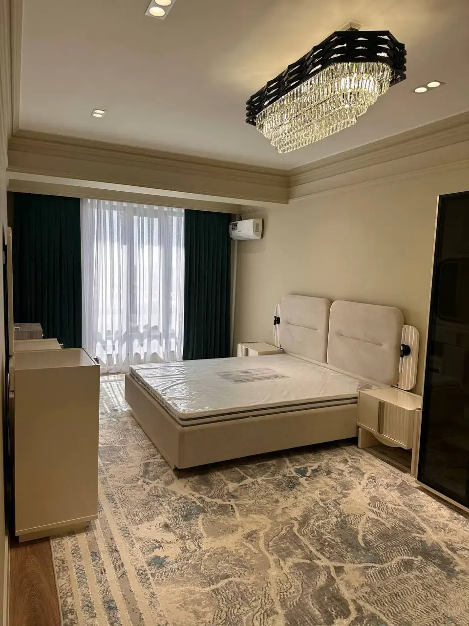 Сдаётся 2-комнатная квартира, 75 м², 4/9 этаж — Яккасарайский район