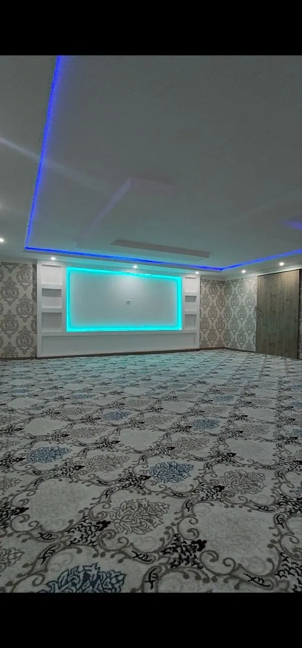 Сотилади 4 хонали квартира, 120 м², 1/7 қават — Олмазор тумани