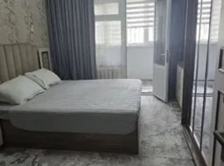 Ijaraga beriladi 4 xonali kvartira, 100 m², 7/9 qavat — Yangihayot tumani
