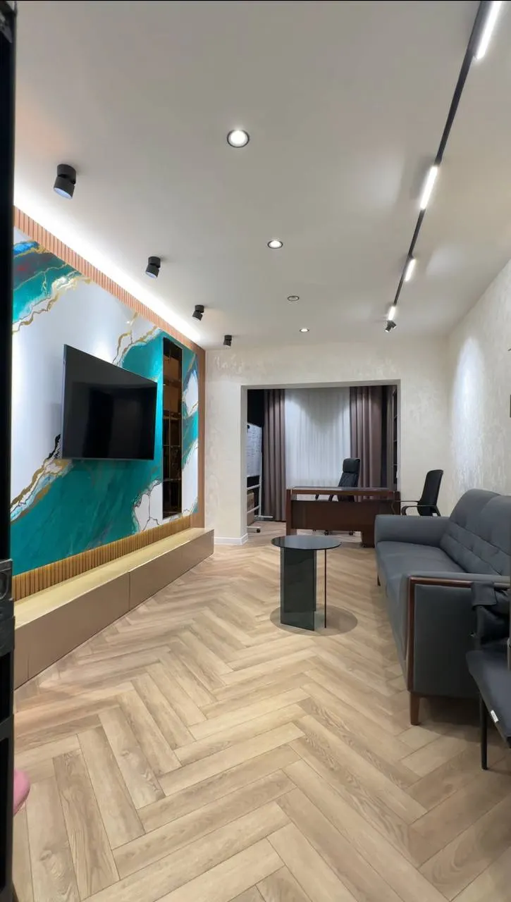 Продаётся 3-комнатная квартира, 72 м², 1/5 этаж — Шайхантахурский район