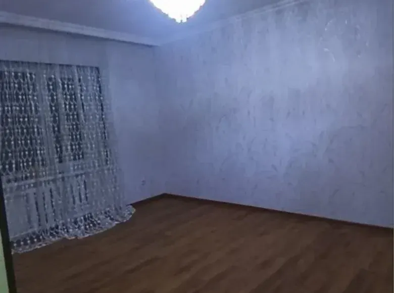 Продаётся 1-комнатная квартира, 30 м², 1/4 этаж — Шайхантахурский район