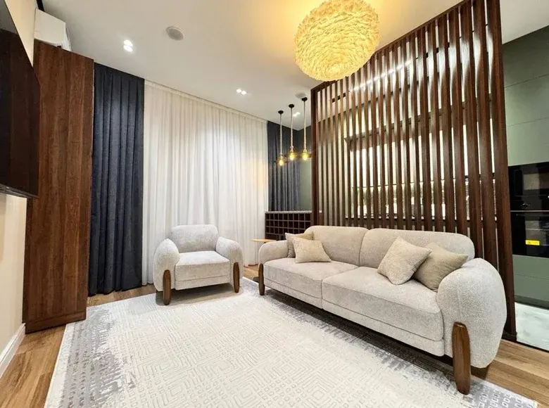 Сотилади 4 хонали квартира, 84 м², 2/8 қават — Мирзо Улуғбек тумани