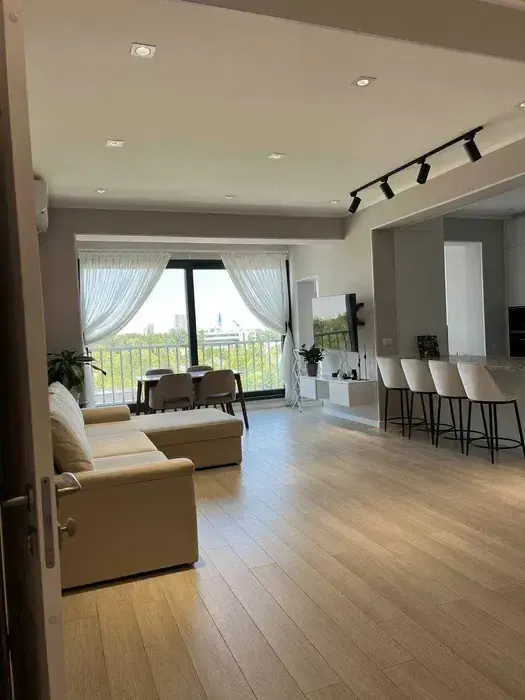 Sotiladi 3 xonali kvartira, 119 m², 8/10 qavat — Yakkasaroy tumani