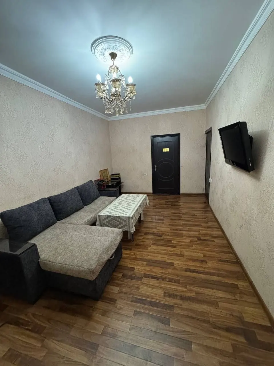 Sotiladi 2 xonali kvartira, 54 m², 1/4 qavat — Yunusobod tumani