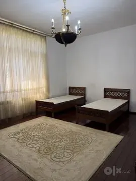 Ижарага берилади 3 хонали квартира, 176 м², 4/5 қават — Яккасарой тумани